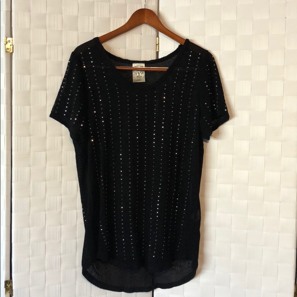 Shear black shirt with bling